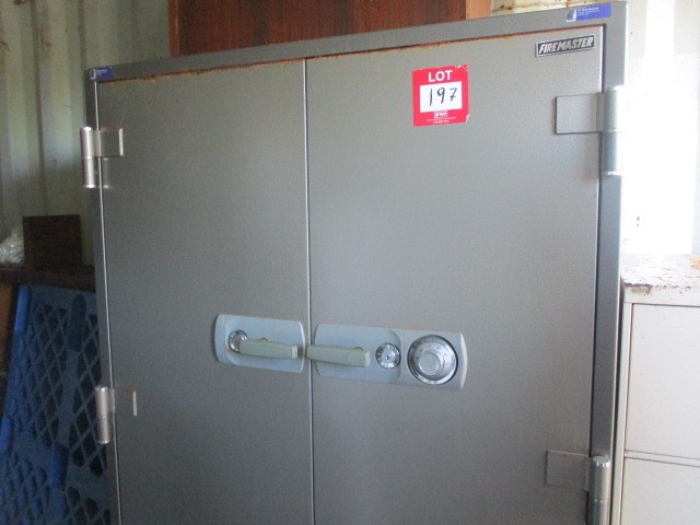 Firemaster 2 Door Combination Key Safe Auction (0197-3035668) | Grays ...