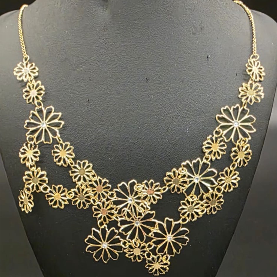 Designer Floral Necklace in Gold