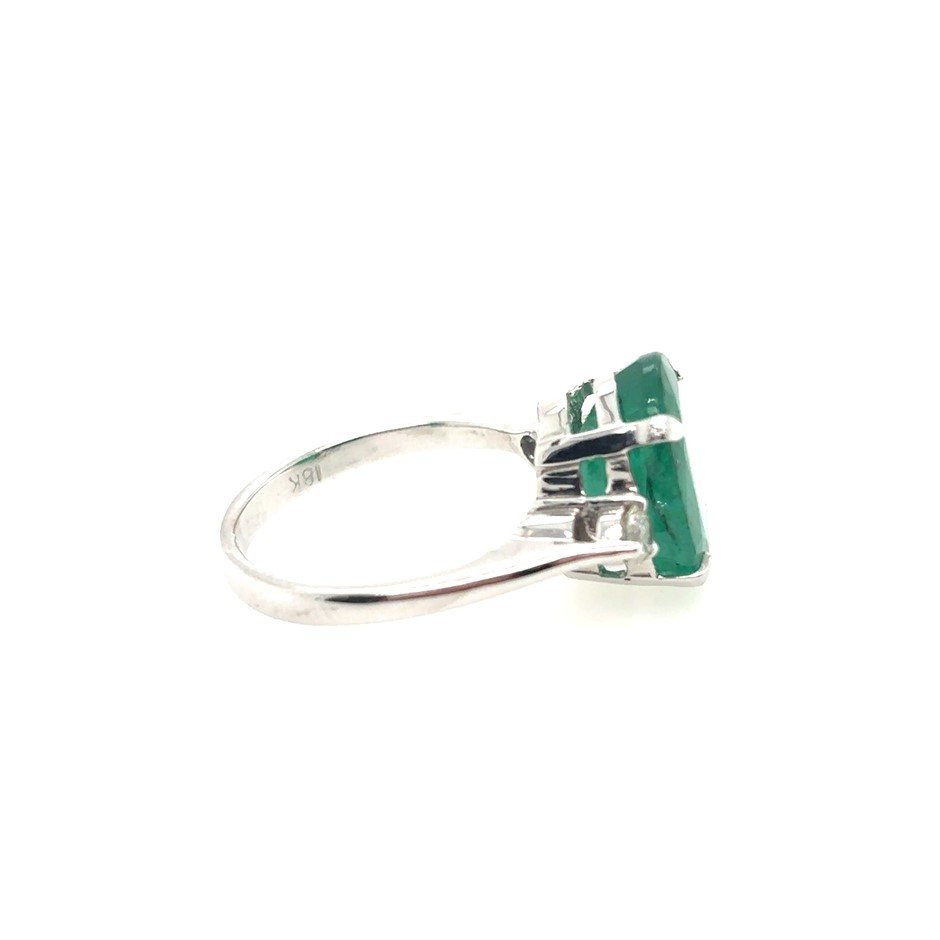 4.92ct Emerald  & 0.46ct Round Two Stones Dia. G/VS Ring 18K White Gold