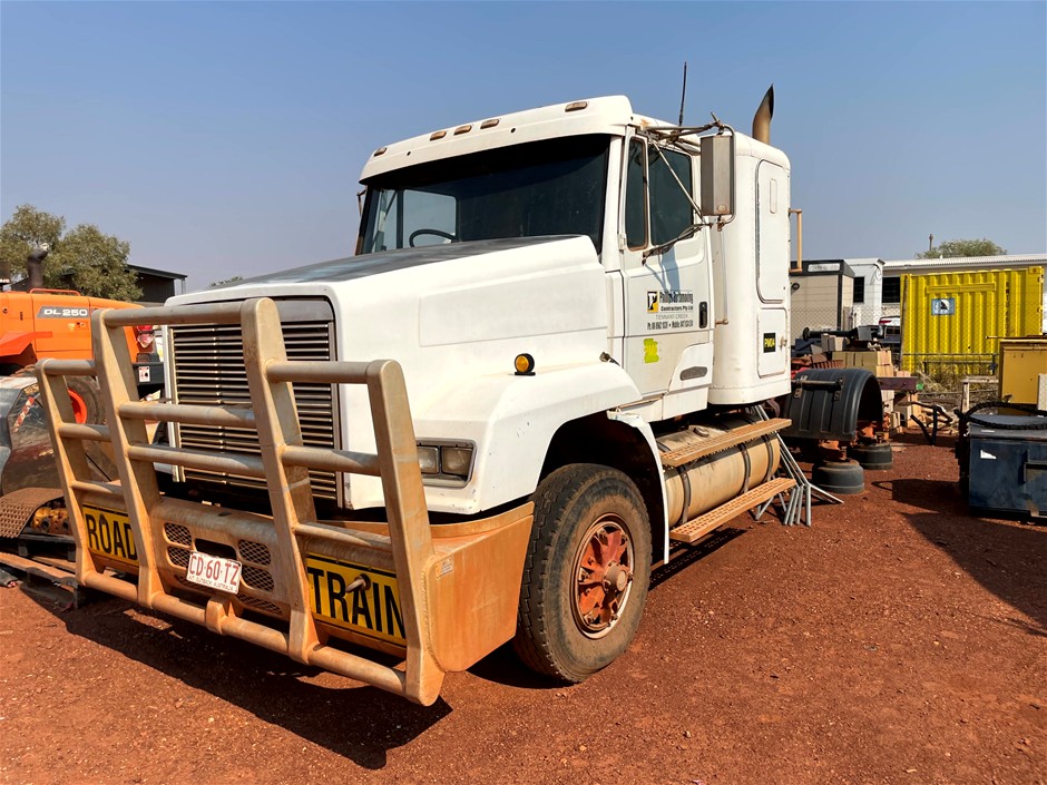1990 & 1995 Freightliner FL112 Prime Movers