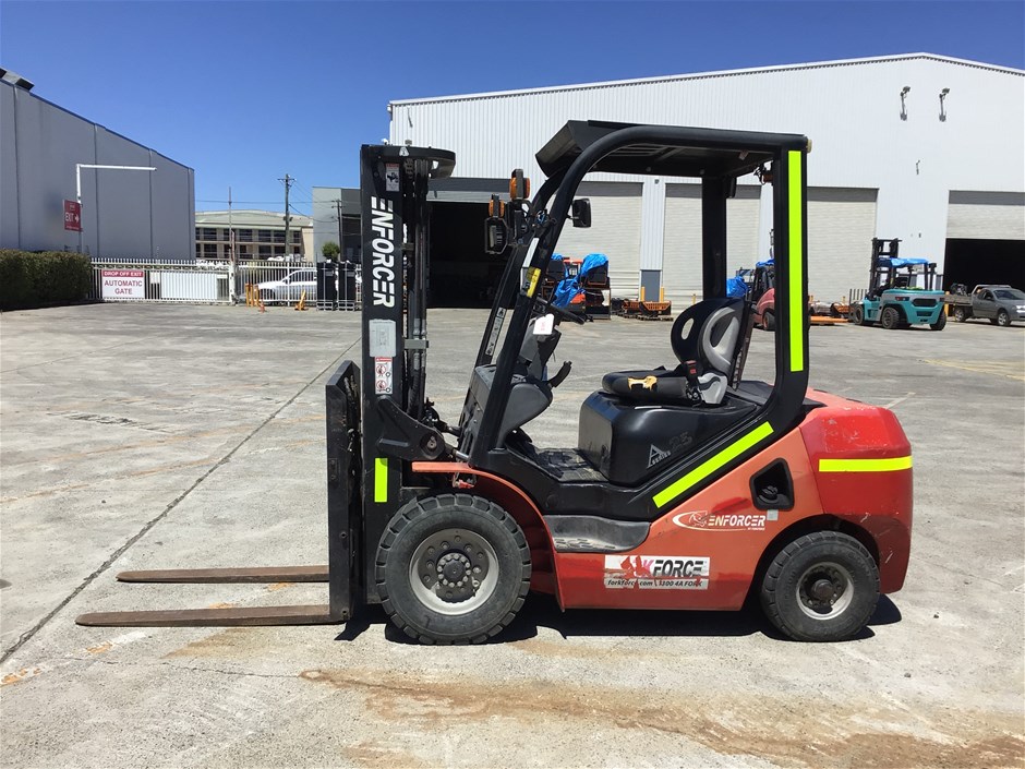 <p>Enforcer FD25T Counterbalance Forklift</p>