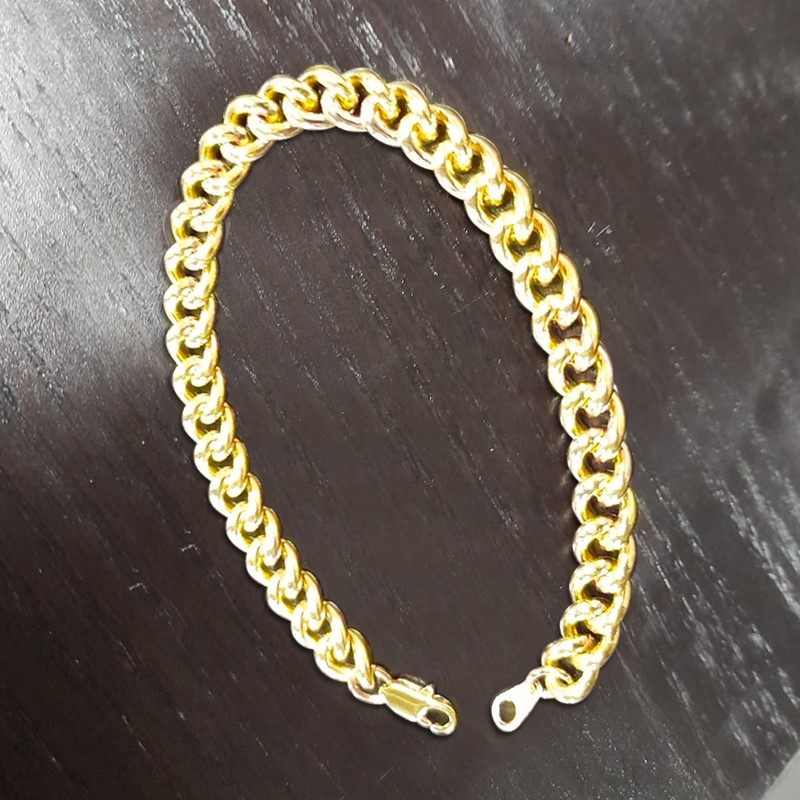 18ct Heavy Yellow Gold Plated 9" Euro Bracelet with a Classic Parrot Clasp