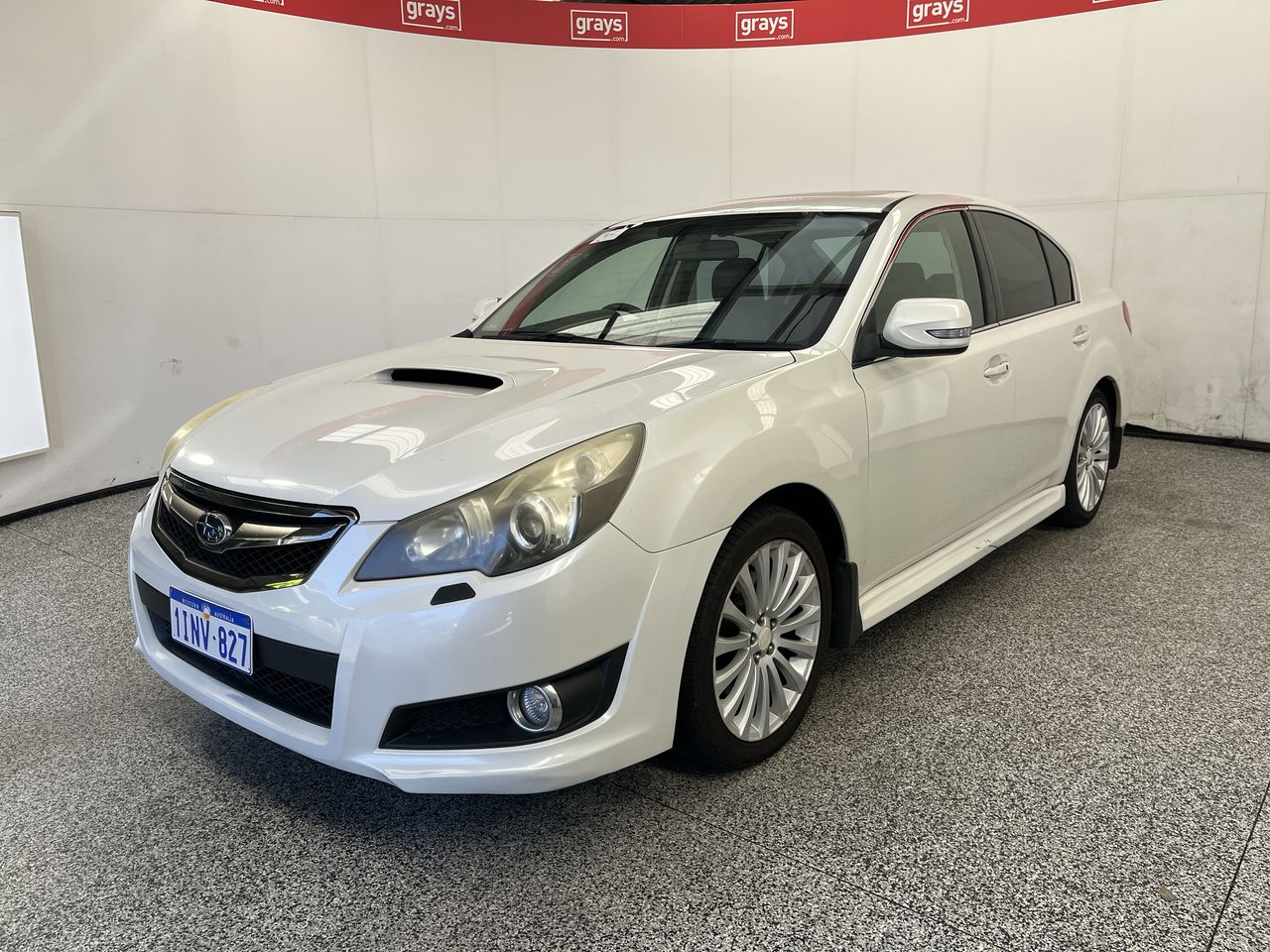 2010 Subaru Liberty Sedan Wallpaper 8k