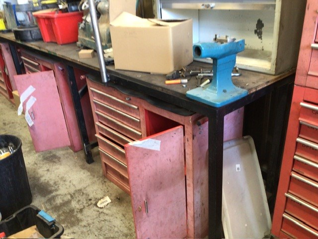 Custom Workbench And Contents
