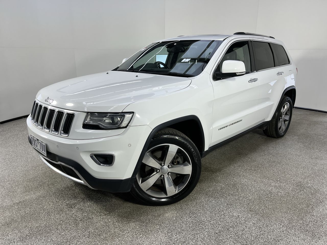 2015 Jeep Grand Cherokee Limited WK Automatic - 8 Speed Wagon