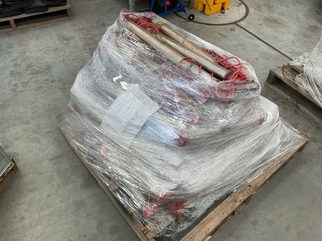 Quantity of Portable Fluorescent Lamps