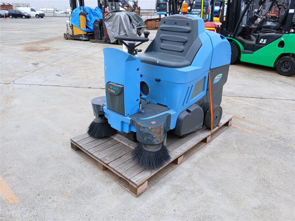 2013 FIMAP FS 700B Electric Ride On Floor Scrubber