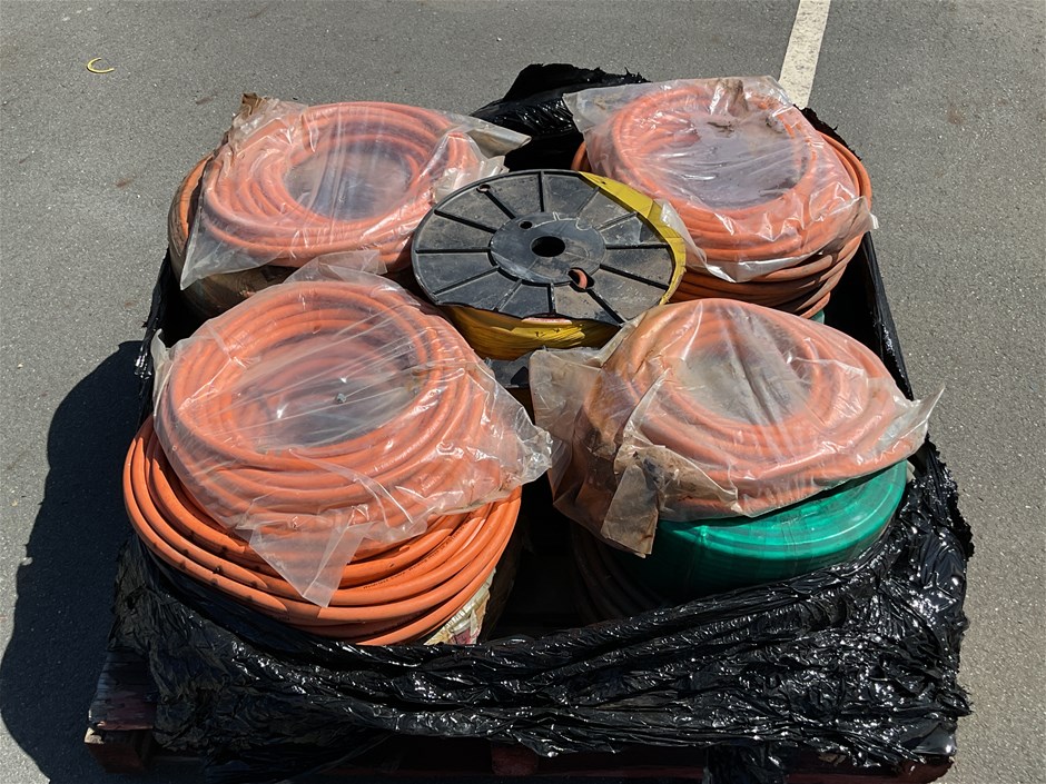 Qty Welding Hoses x 1 Pallet