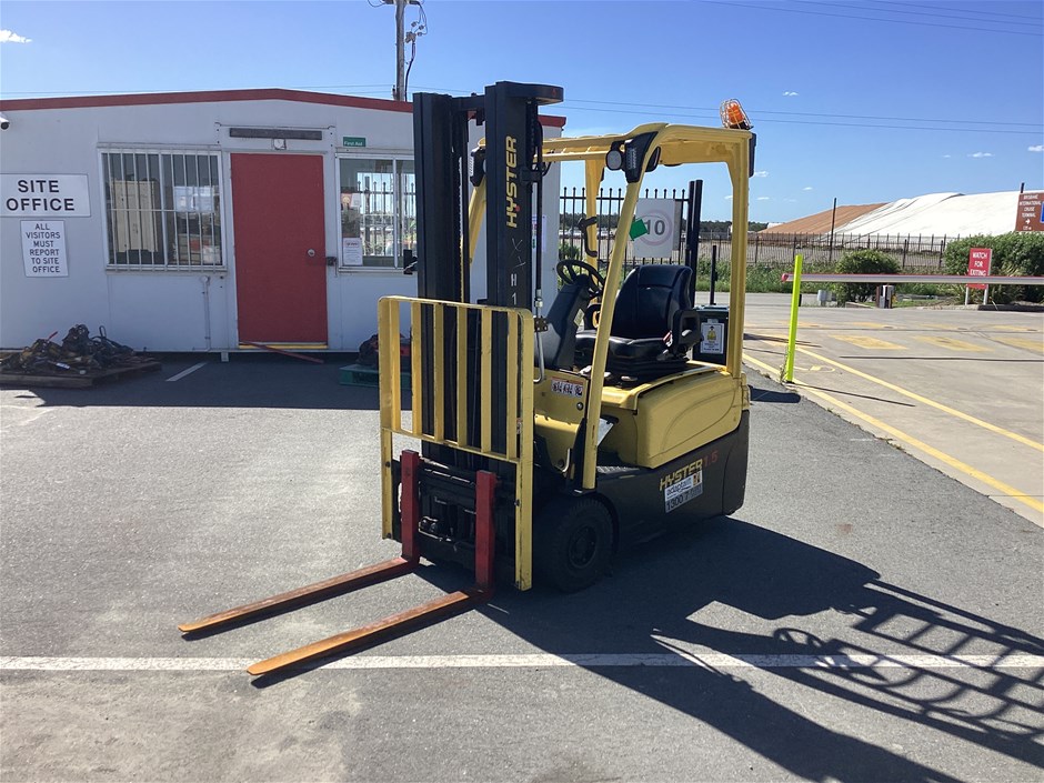 Hyster J1.5XNT SWB 3 Wheel Counterbalance Forklift