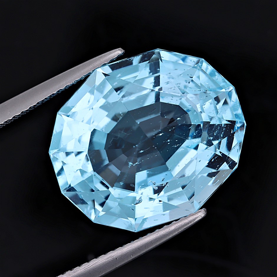 22.34 Carats Blue Topaz