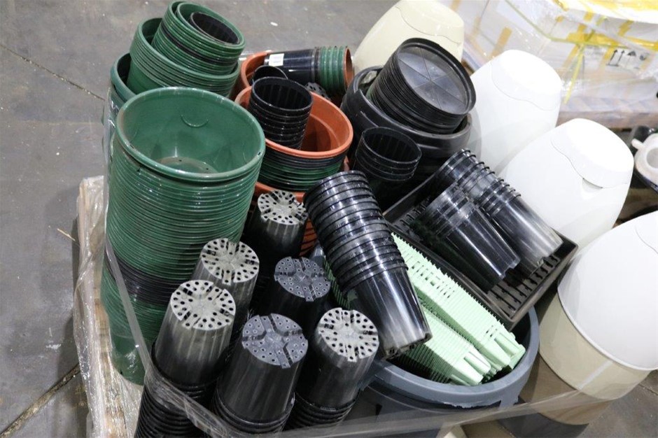 Assorted Plant Pots Rounds 10–25 cm Black/Green/Brown (Apx. 100 pcs ...