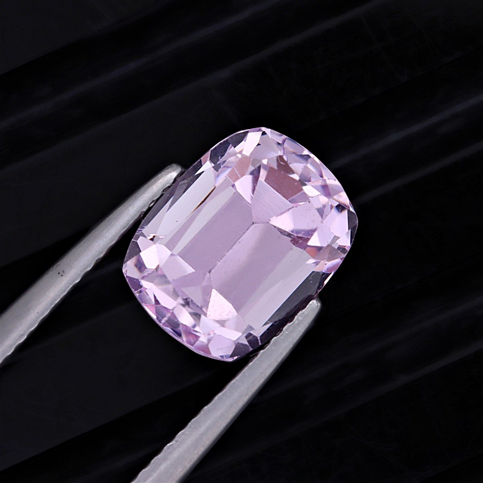 Natural Pink Kunzite Gemstones Collection
