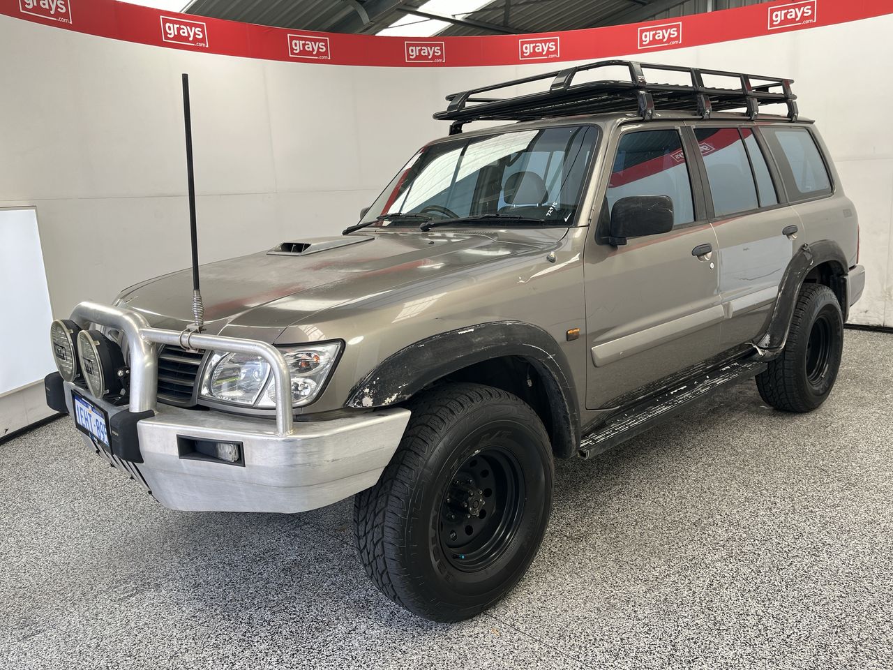 2004 Nissan Patrol ST 3.0 GU II