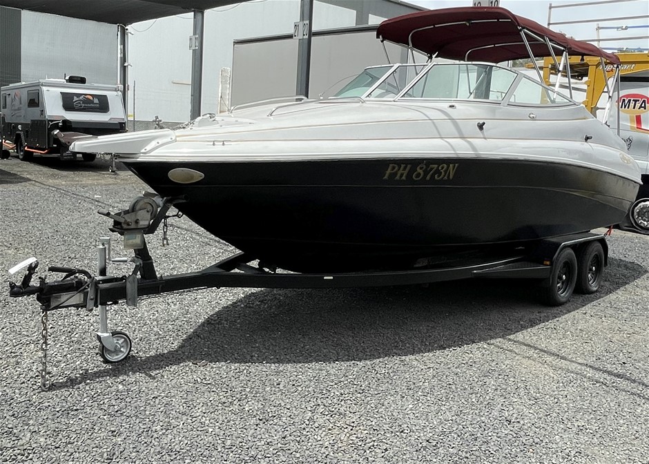 Mirage 620 Sports Cruiser