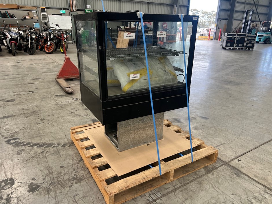 Festive  DC19 Display Fridge