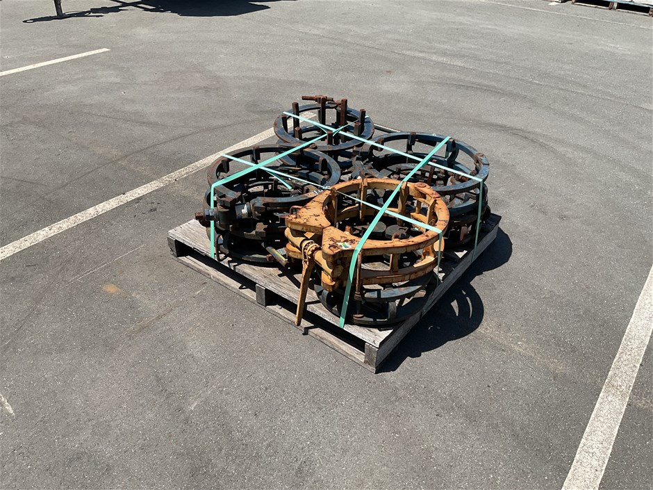 <p>Pipe Restraining Clamps</p>