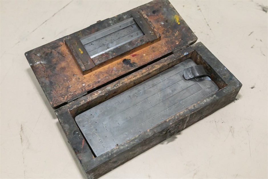 Grindometer With Scraper Auction (0183-5061605) | Grays Australia