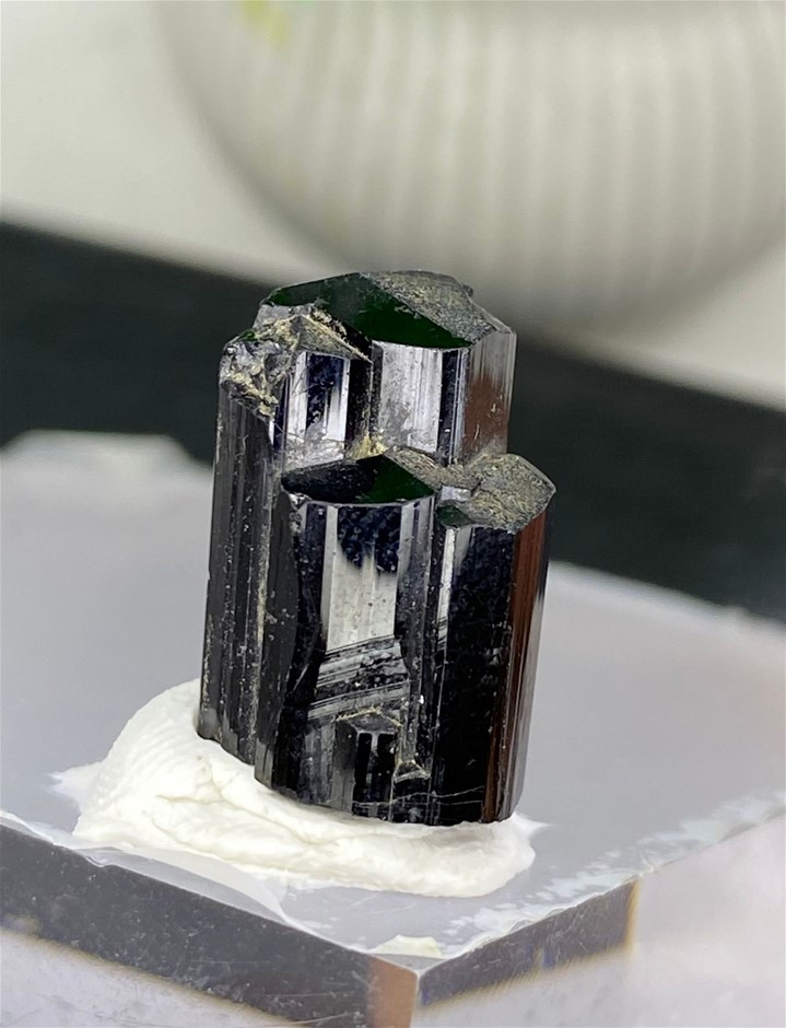 24.55 CT Spectacular Natural Black Tourmaline Specimen