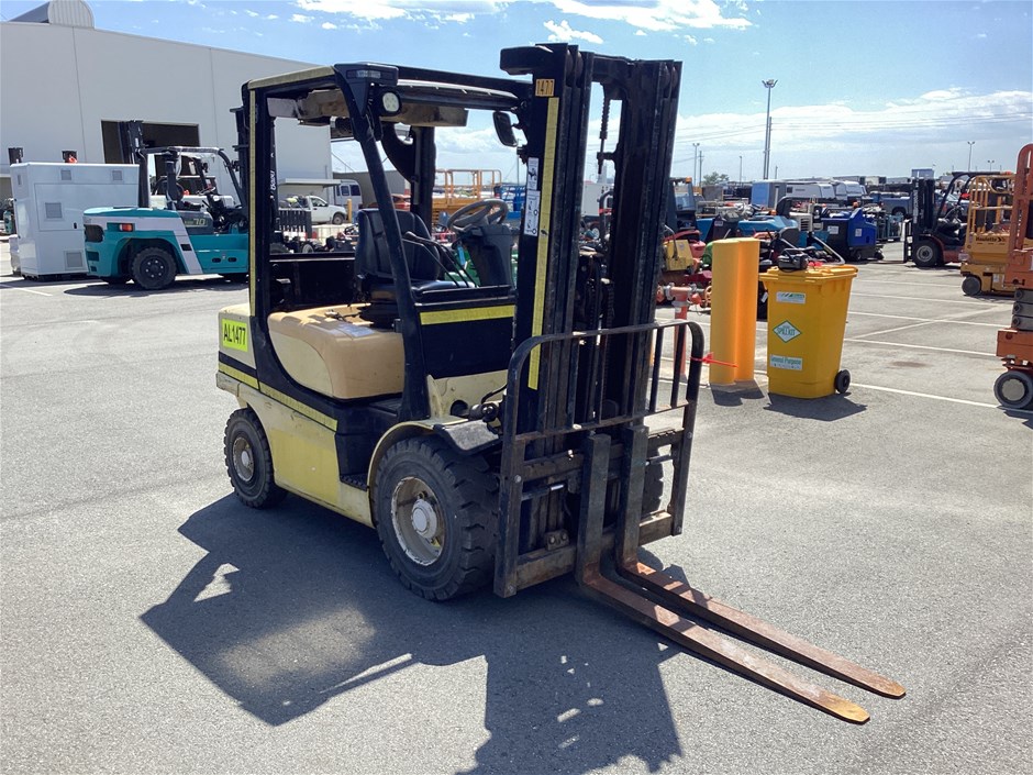 <p>Yale GDP30VX E2195 Counterbalance Forklift</p>