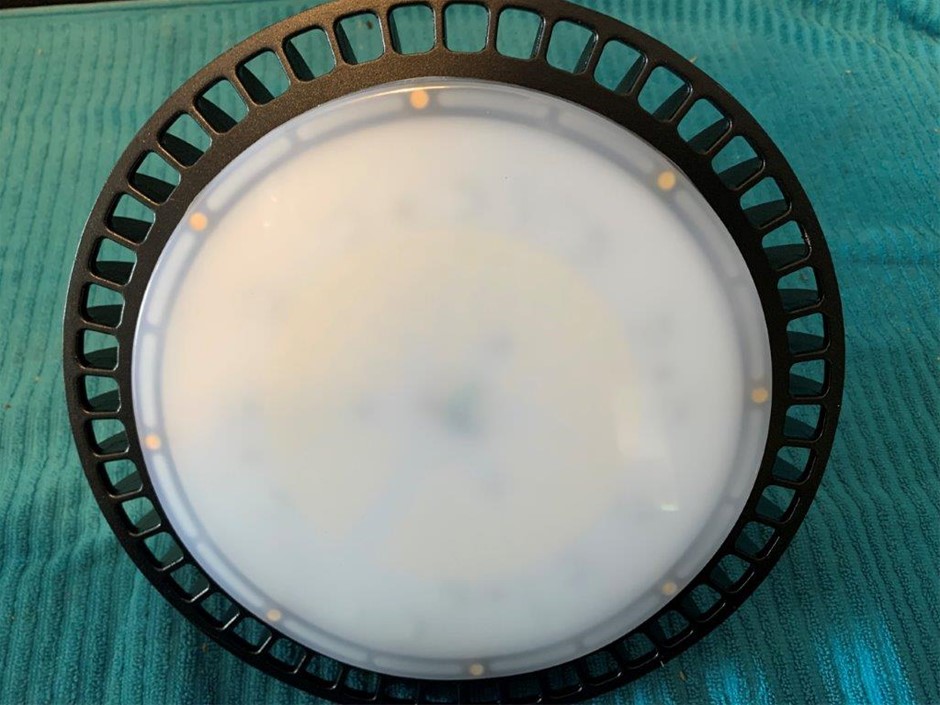 New in Box Jinhang LED High Bay Light, 100W - Qty 1