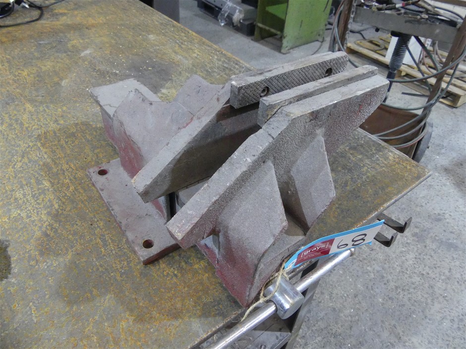 Engineers Vice (Off-Set)