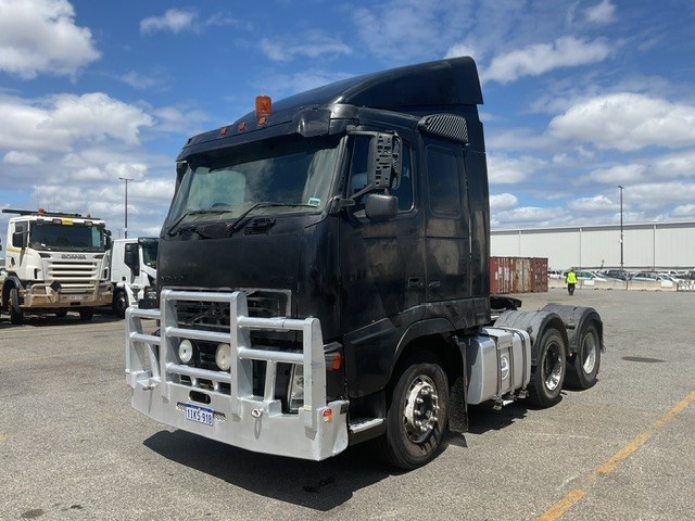 <p>2003 Volvo  FH 12 6 x 4 Prime Mover Truck</p>