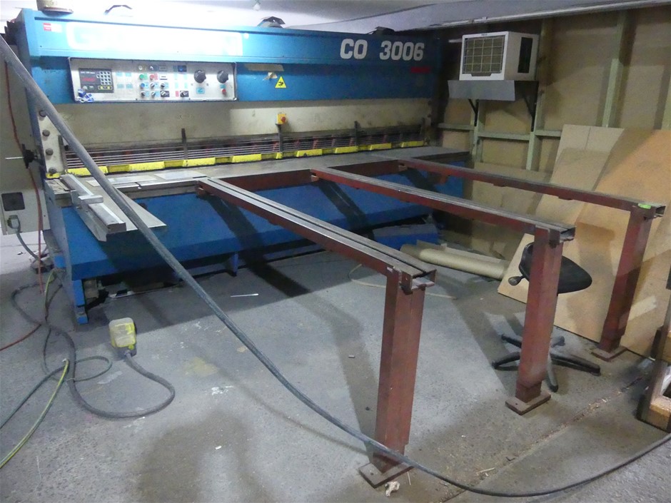 1998 Gasparini C0-3006 Guillotine