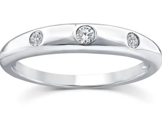 9K WHITE GOLD 0.10ct F VS LAB DIAMOND 3 STONE RING
