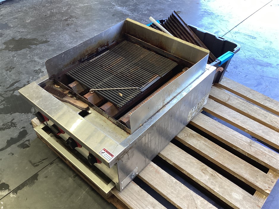 <p>Gasmax Bench Top Grill</p>