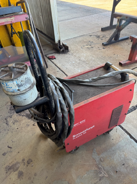 <p><strong>BOC Smoothcut Plasma 100 Handheld Plasma Cutter</strong></p>