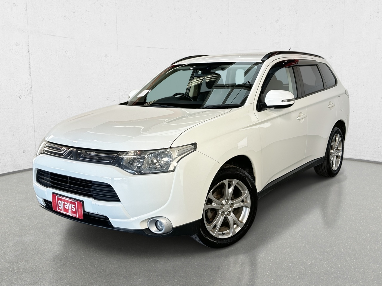 2013 Mitsubishi Outlander LS 2WD ZJ CVT Wagon Auction (0001-10351675 ...