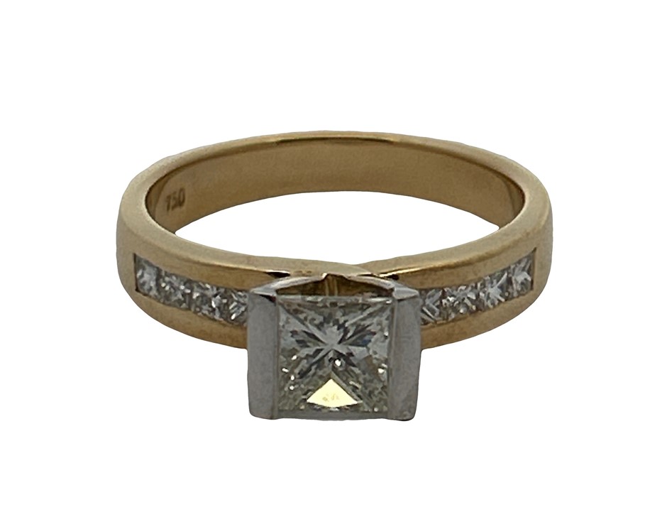 18ct Yellow & White Gold 0.84ct Diamond Ring