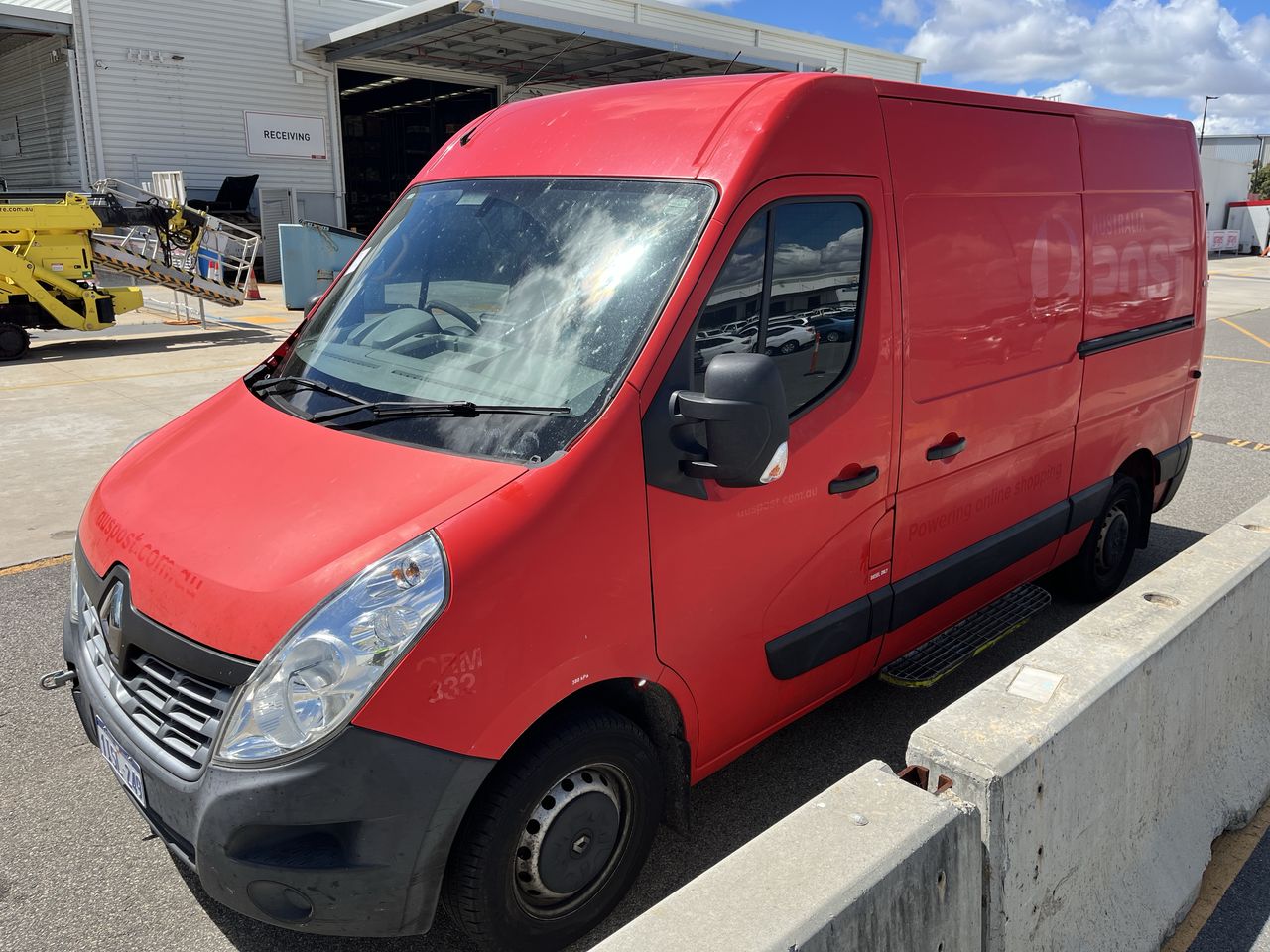 2016 Renault Master MWB MID ROOF