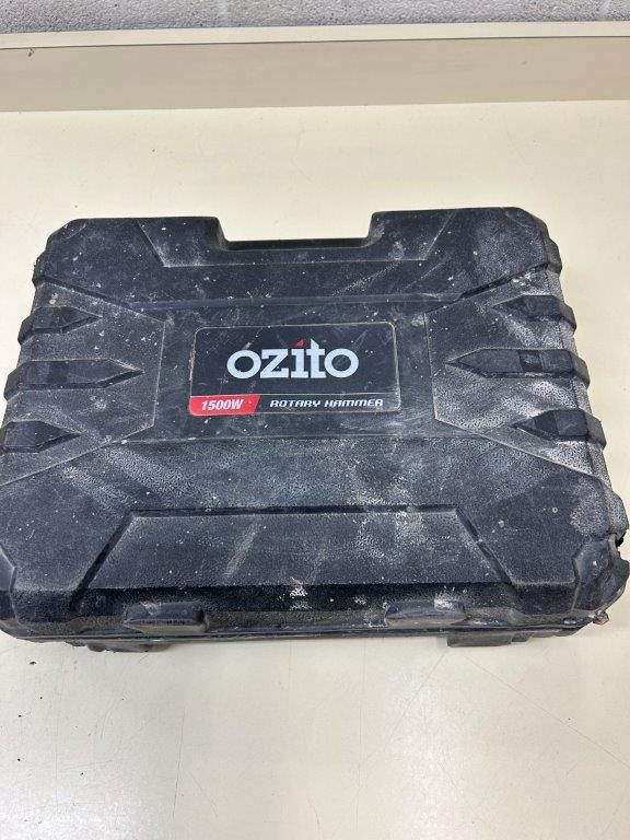 OZITO 240v Rotary hammer drill 1500w in case