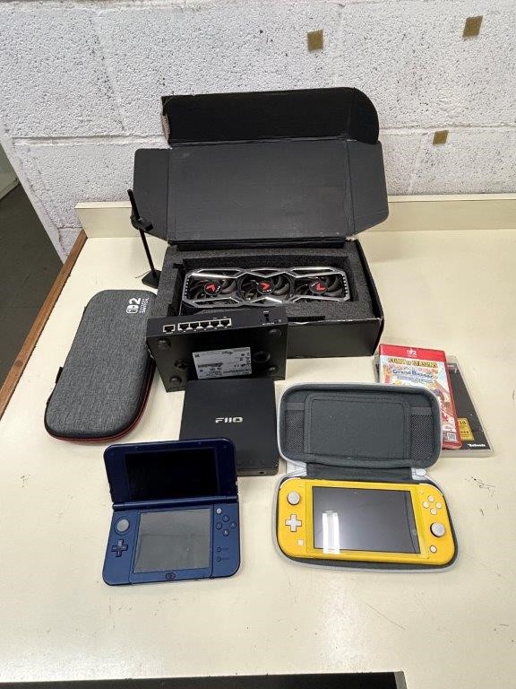 Assorted IT electronic items