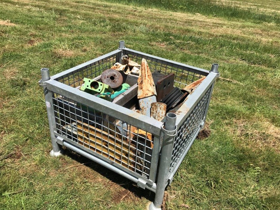 Stillage Of Assorted Bucket Teeth