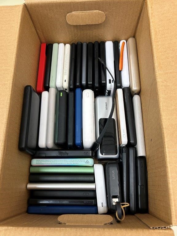 Approx. 39 Assorted Powerbanks