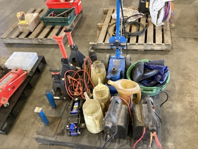 Pneumatic Jack, Trolley Jack, Jump Packs And More