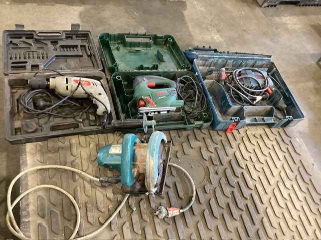 <p>Electric Power Tools, Qty x 4</p>