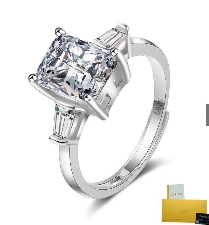 2.0ct GRA Moissanite White Emerald Brilliant Cut Ring (s925/Italy)