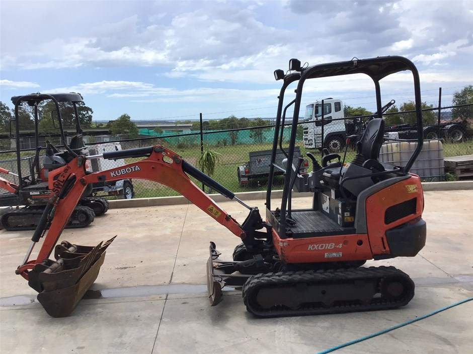 <p>KUBOTA U17 Hydraulic Excavator</p>