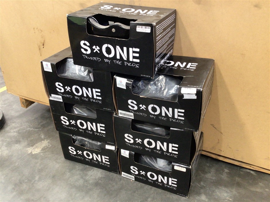 Large Black Gloss S1 Lifer Helmets x 7