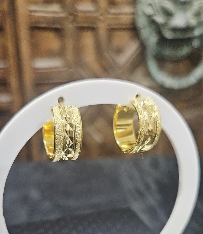 'Big Clearance Sales at Jewelz Merchants!