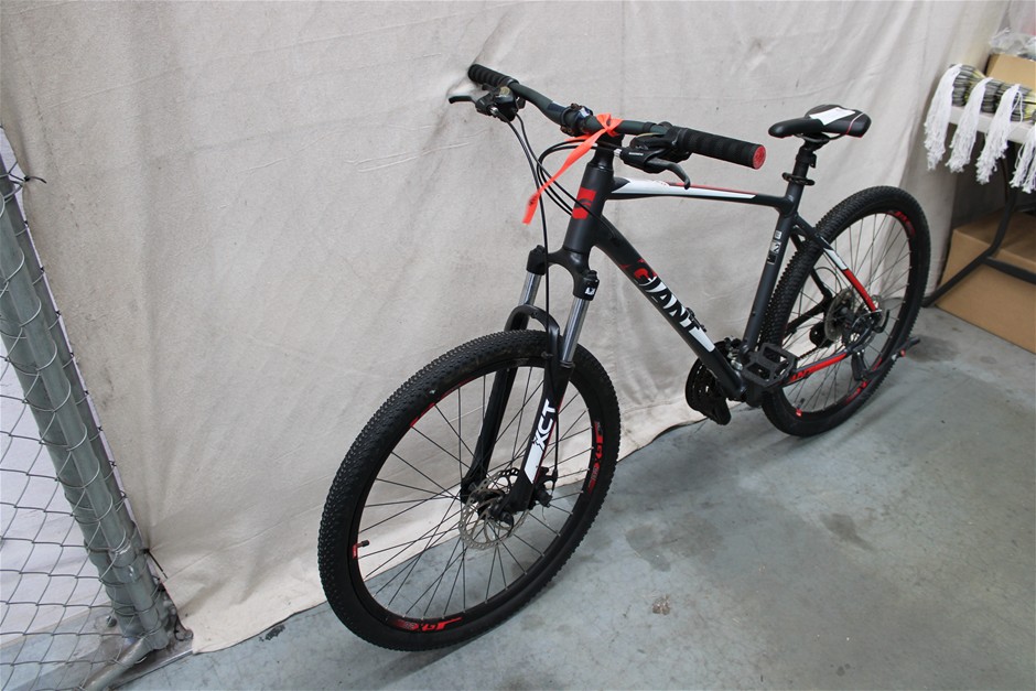 Giant Black/Red/White Bicycle