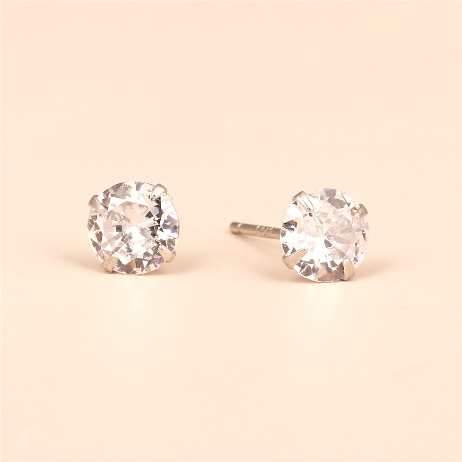 Round Stud Earrings - 925 Sterling Silver