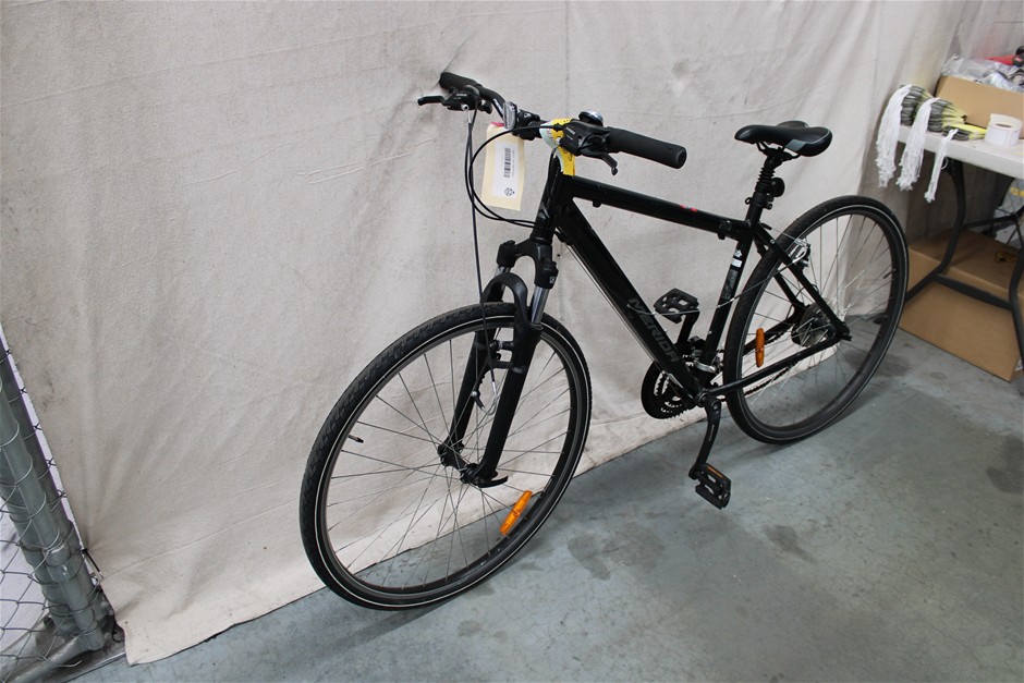 Merida Crossway Black Bicycle