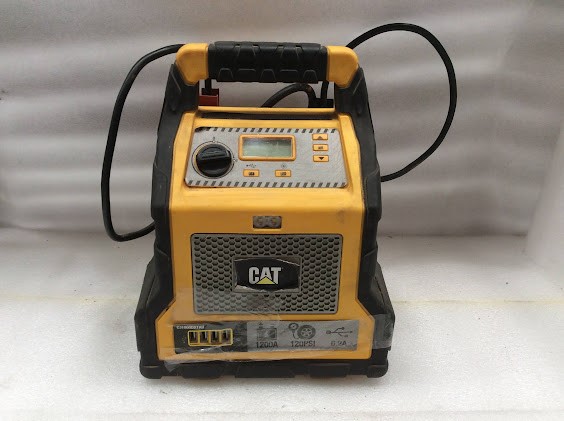 CAT CJ1000DXTAU Jump Starter Power Station