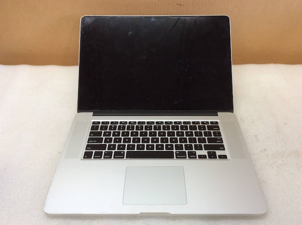 APPLE MacBook Pro Core i7 2.5 15" Mid-2014 (DG) A1398 Laptop i7-4870HQ