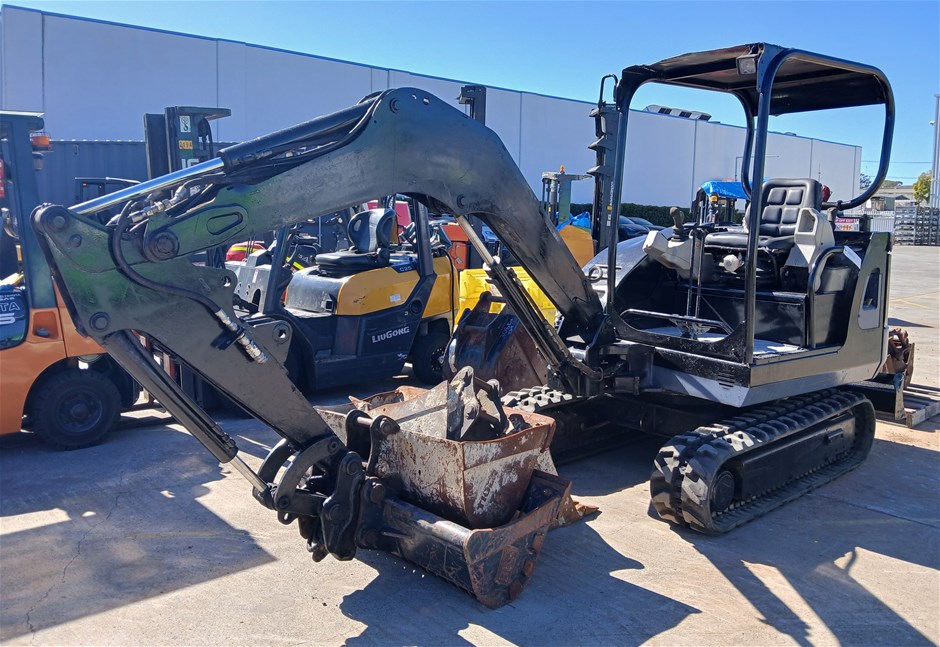 Caterpillar Exacavator, Plant & Equipment