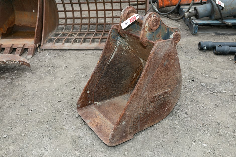 Norm Excavator GP Bucket Attachment